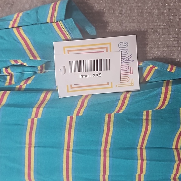 Lularoe irma xxs - Picture 2 of 5